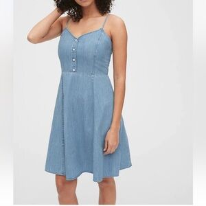 GAP Fit & Flare Cami Denim Dress Light Blue 100% Cotton Size 16